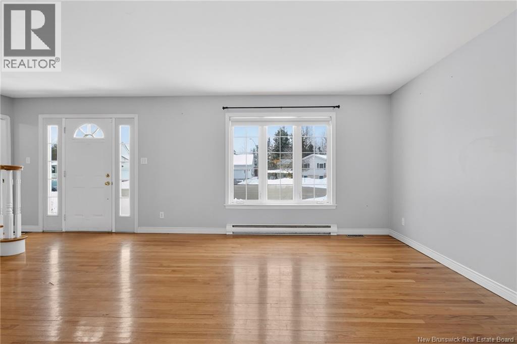 369 Eunice Avenue - 26