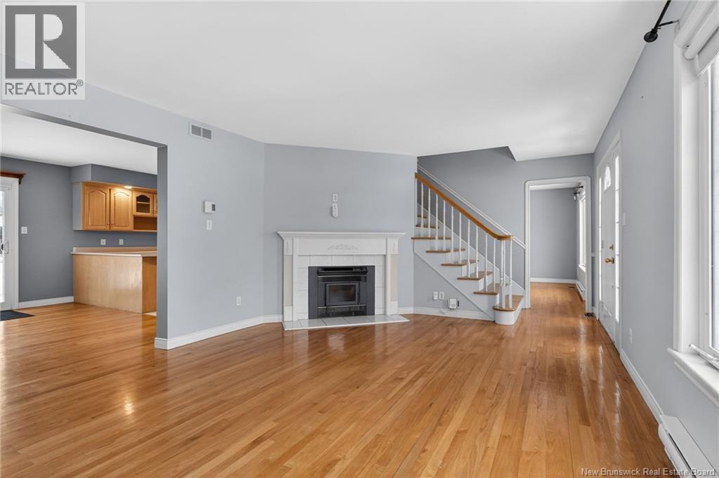 369 Eunice Avenue - 28