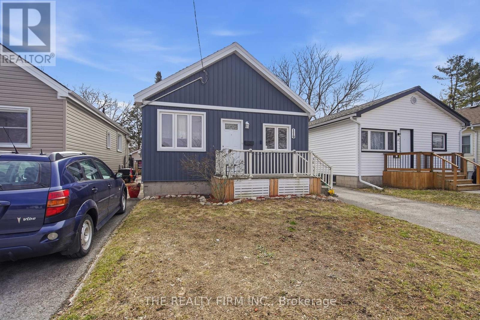 119 CONNAUGHT AVENUE - 3