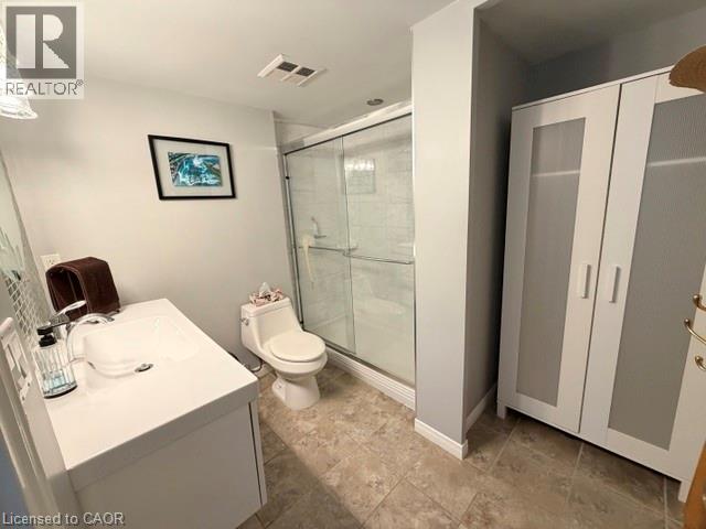 #801 162 MARTINDALE Road - 18