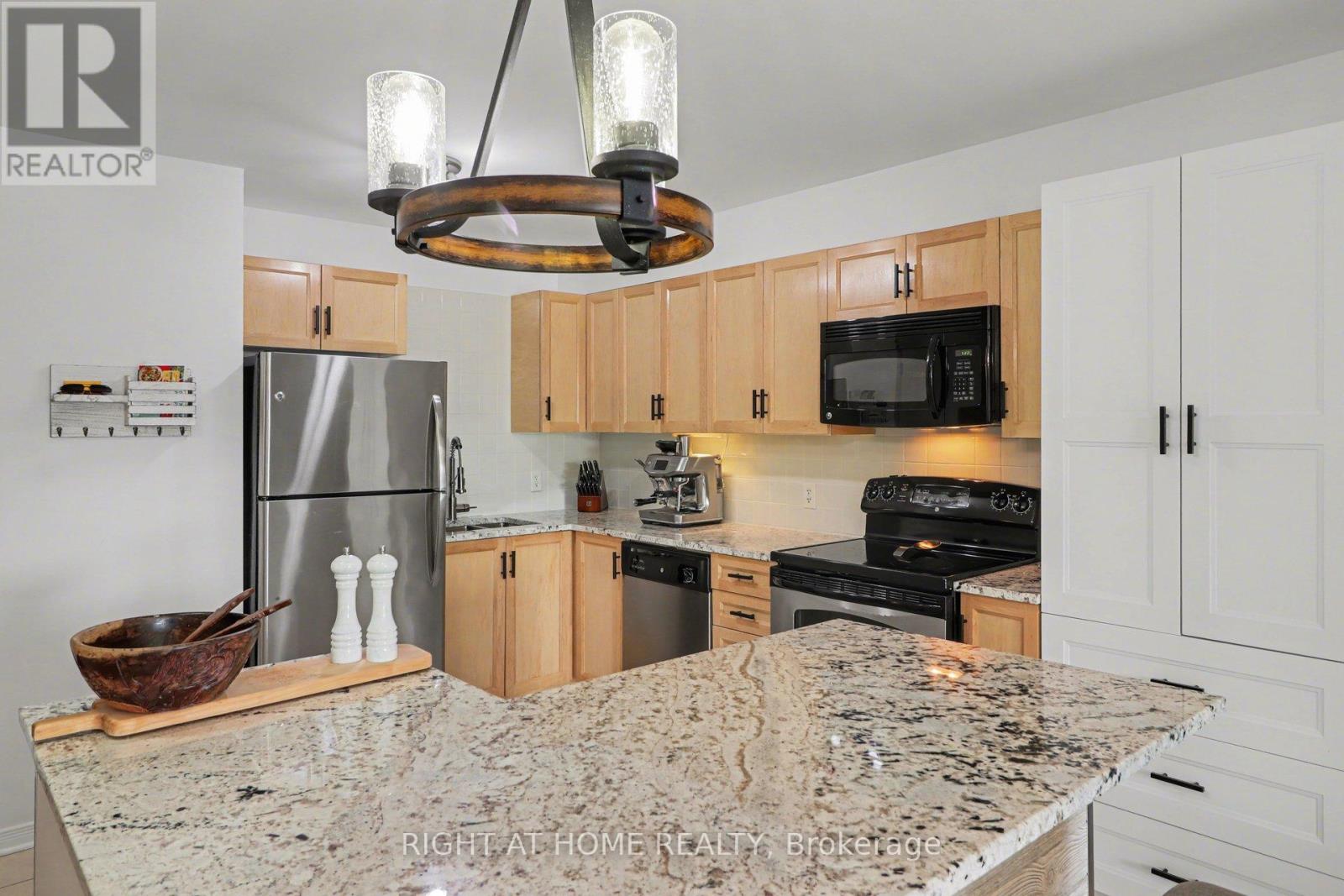 #202 646 CUMMINGS AVENUE - 19