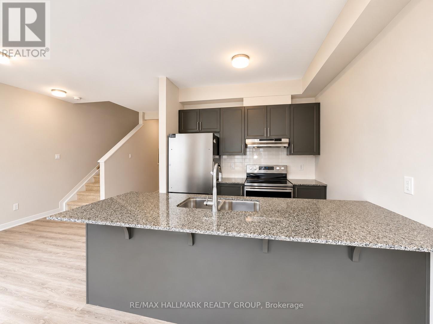 3 Bed, 3 Bath House for Rent in Ottawa – 27 PUMICE PLACE, Ottawa – MLS# X13433470 - Image 9