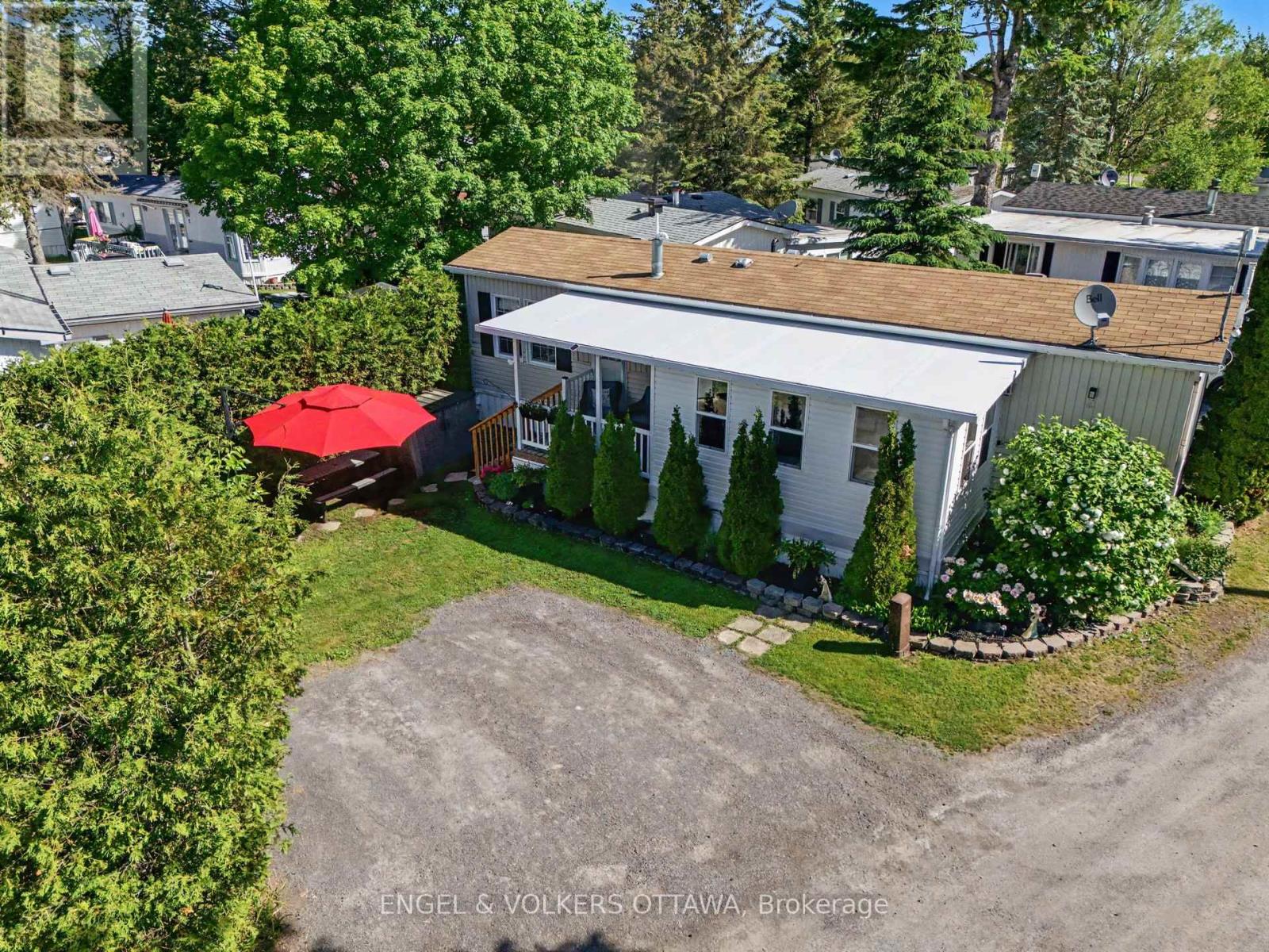 2 KELLY SAND WAY — photo 31 of 34