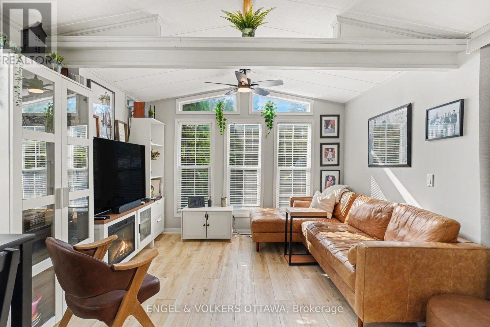 2 KELLY SAND WAY — photo 6 of 34