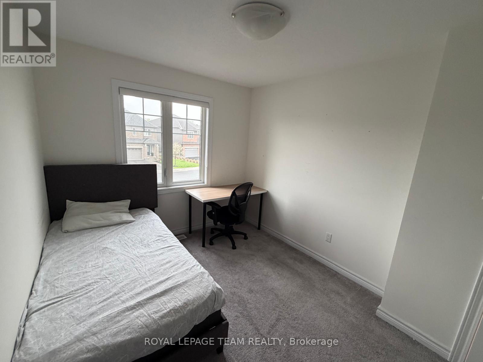 195 KIMPTON DRIVE — photo 12 of 16