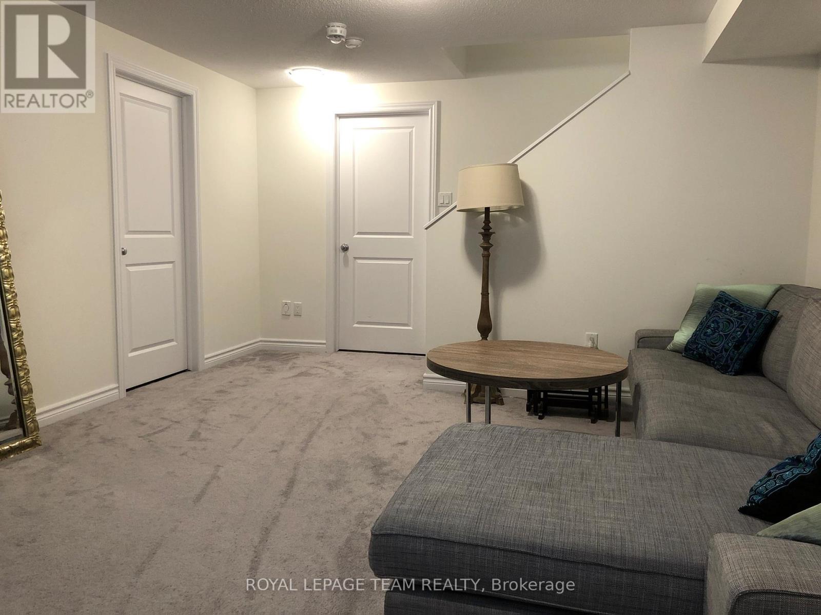 195 KIMPTON DRIVE — photo 14 of 16