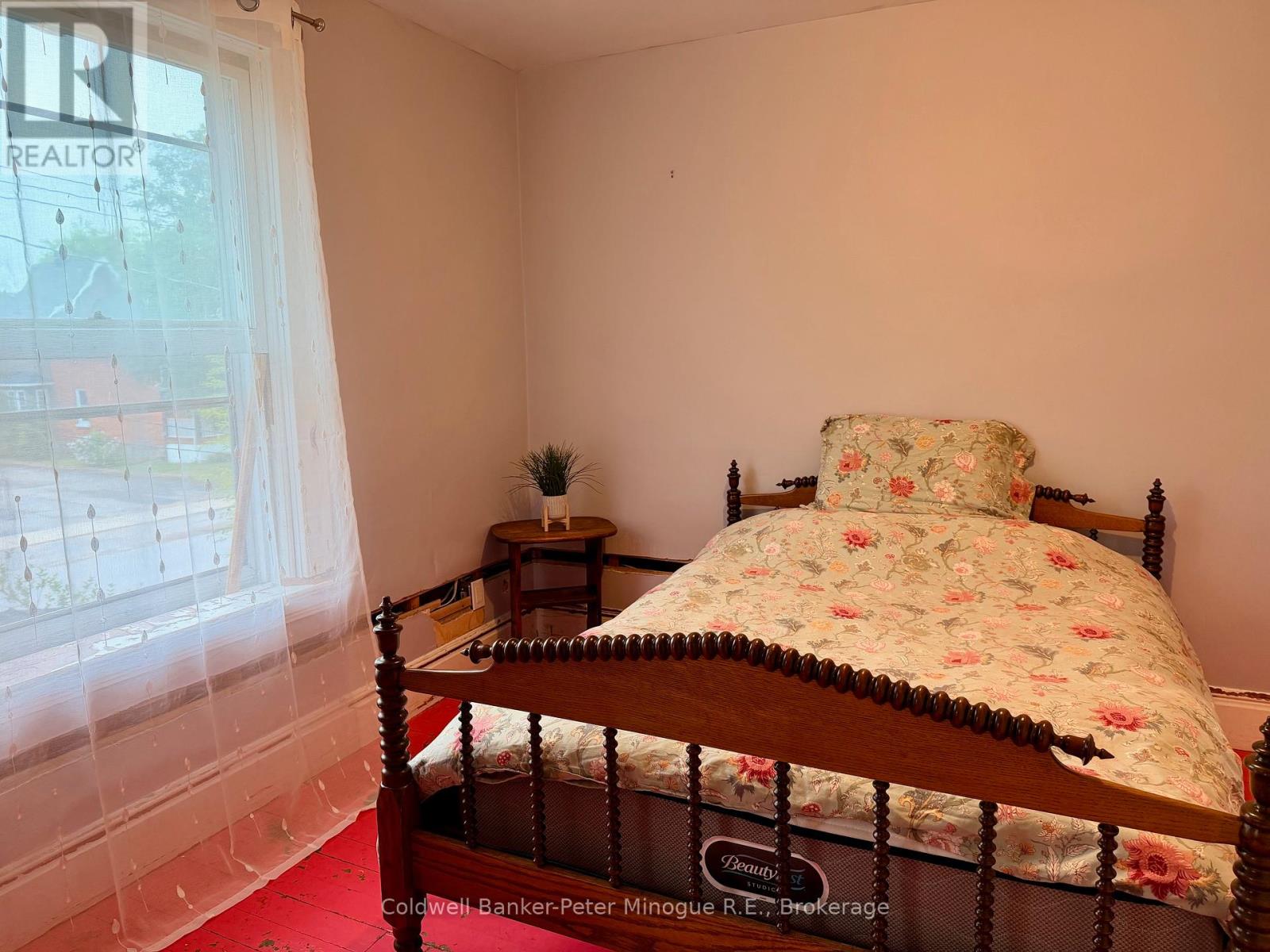 847 MCINTYRE STREET W - 19
