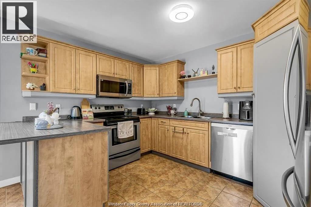 200 RIVERVIEW AVENUE - 13