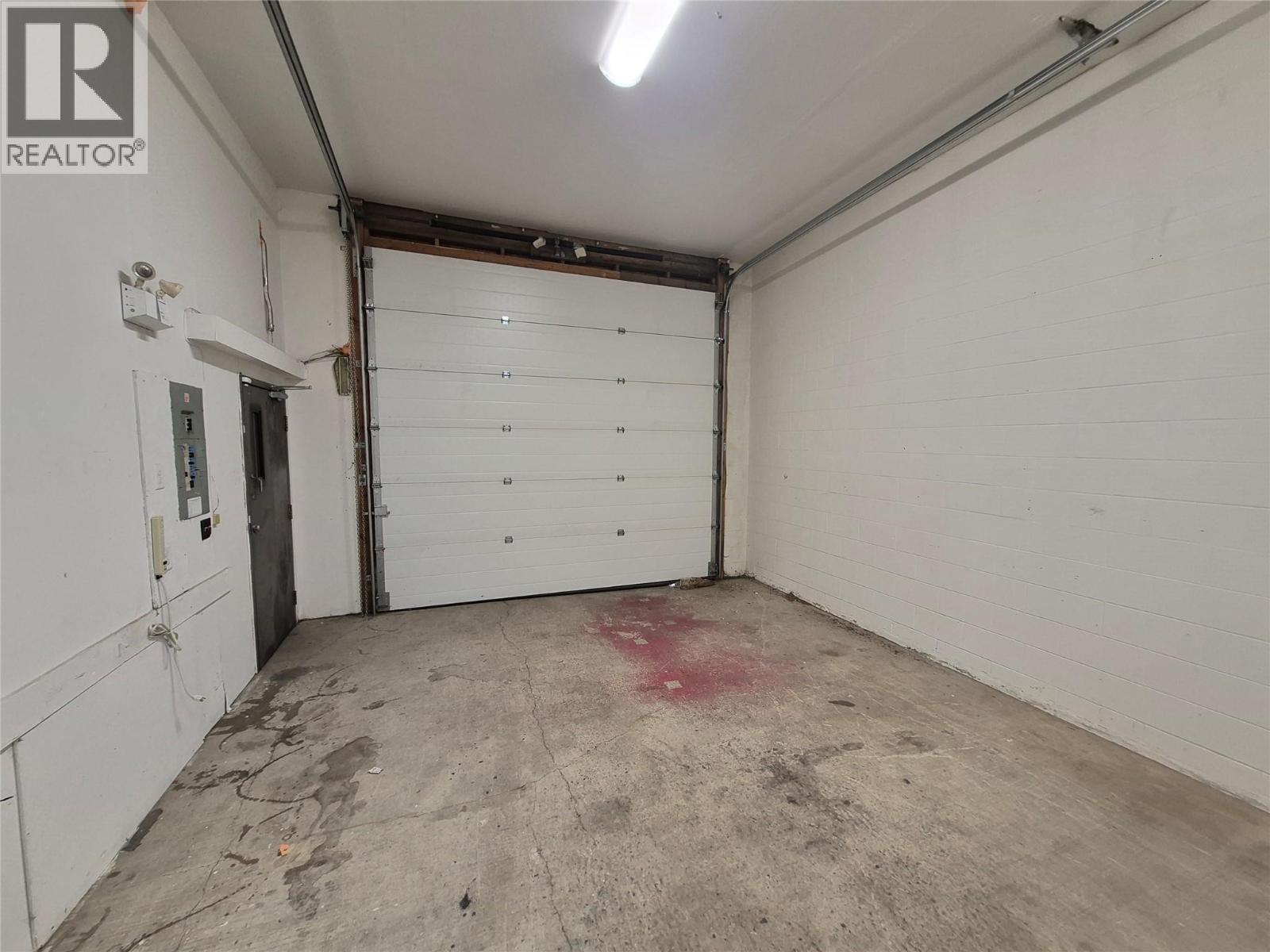 1A 876 Leathead Road, Kelowna