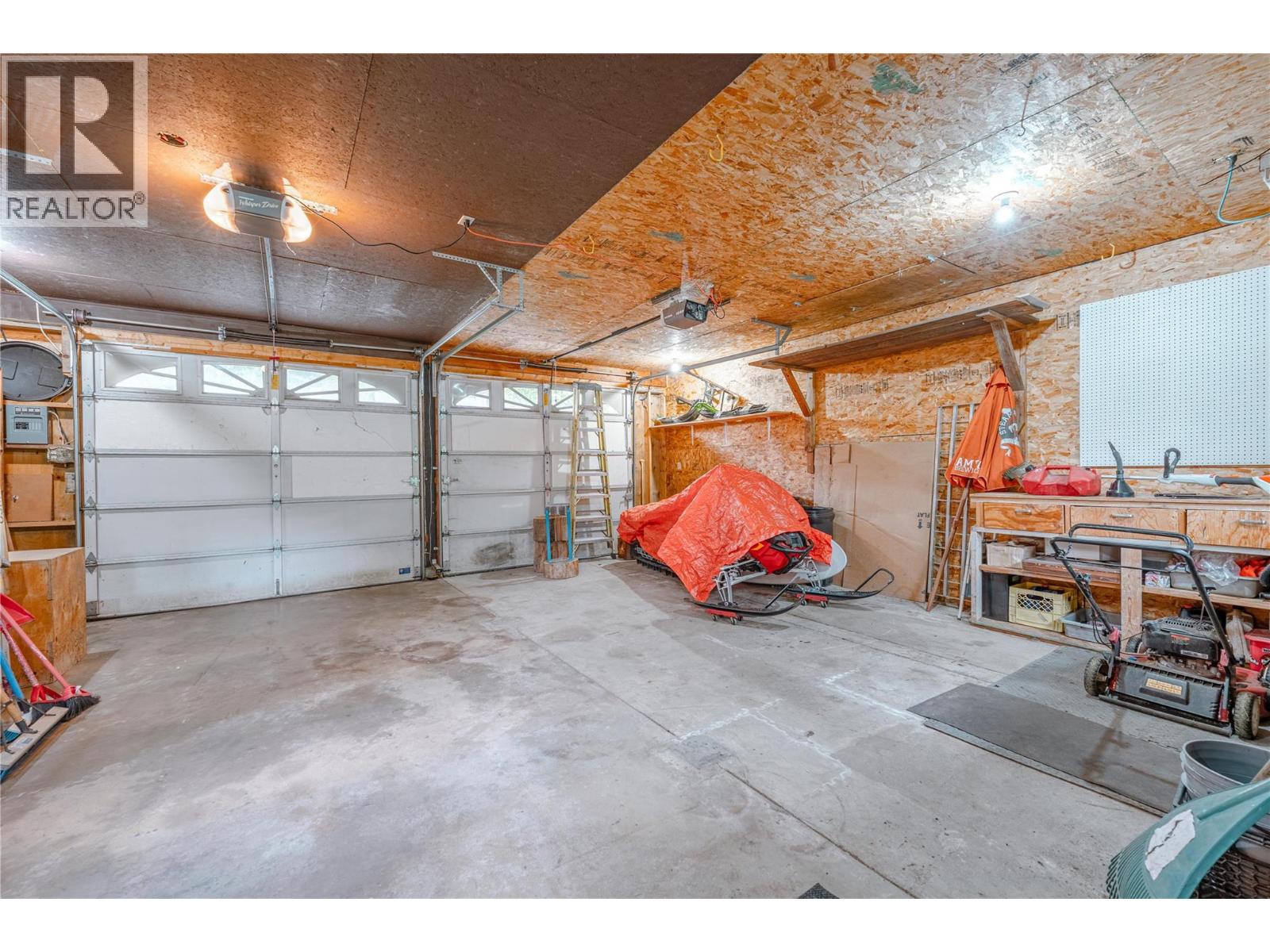 1897 Forest Drive - 39