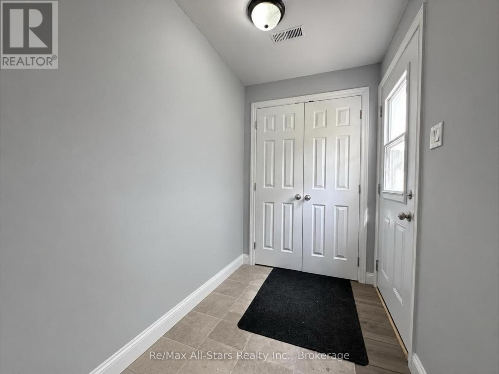 506 KENNEDY DRIVE - 28