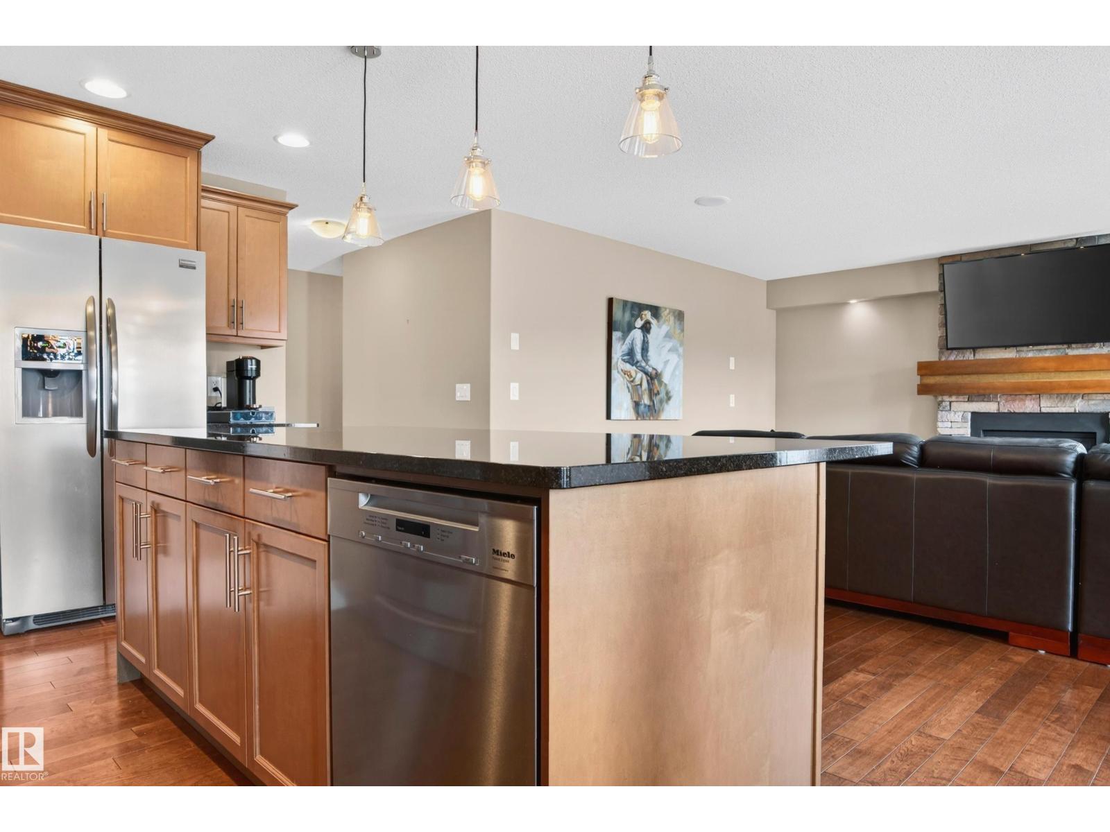 37 CRANSTON PL - 15