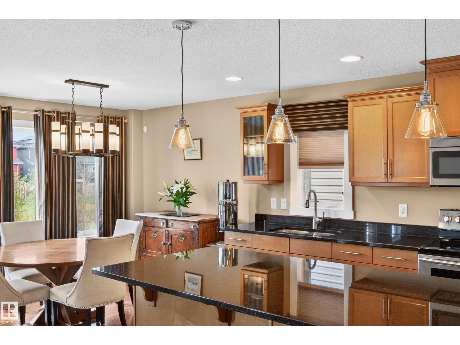 37 CRANSTON PL - 18