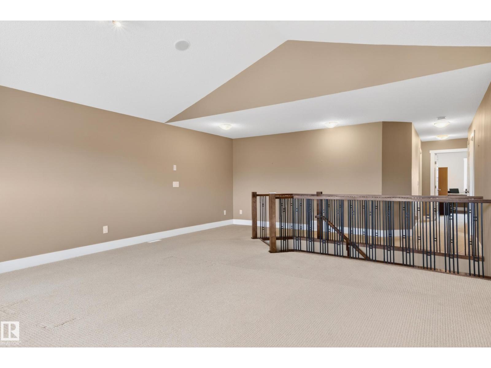 37 CRANSTON PL - 32