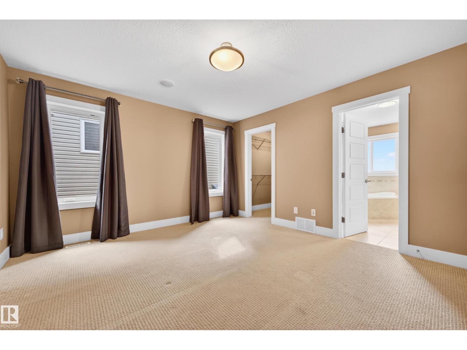 37 CRANSTON PL - 35