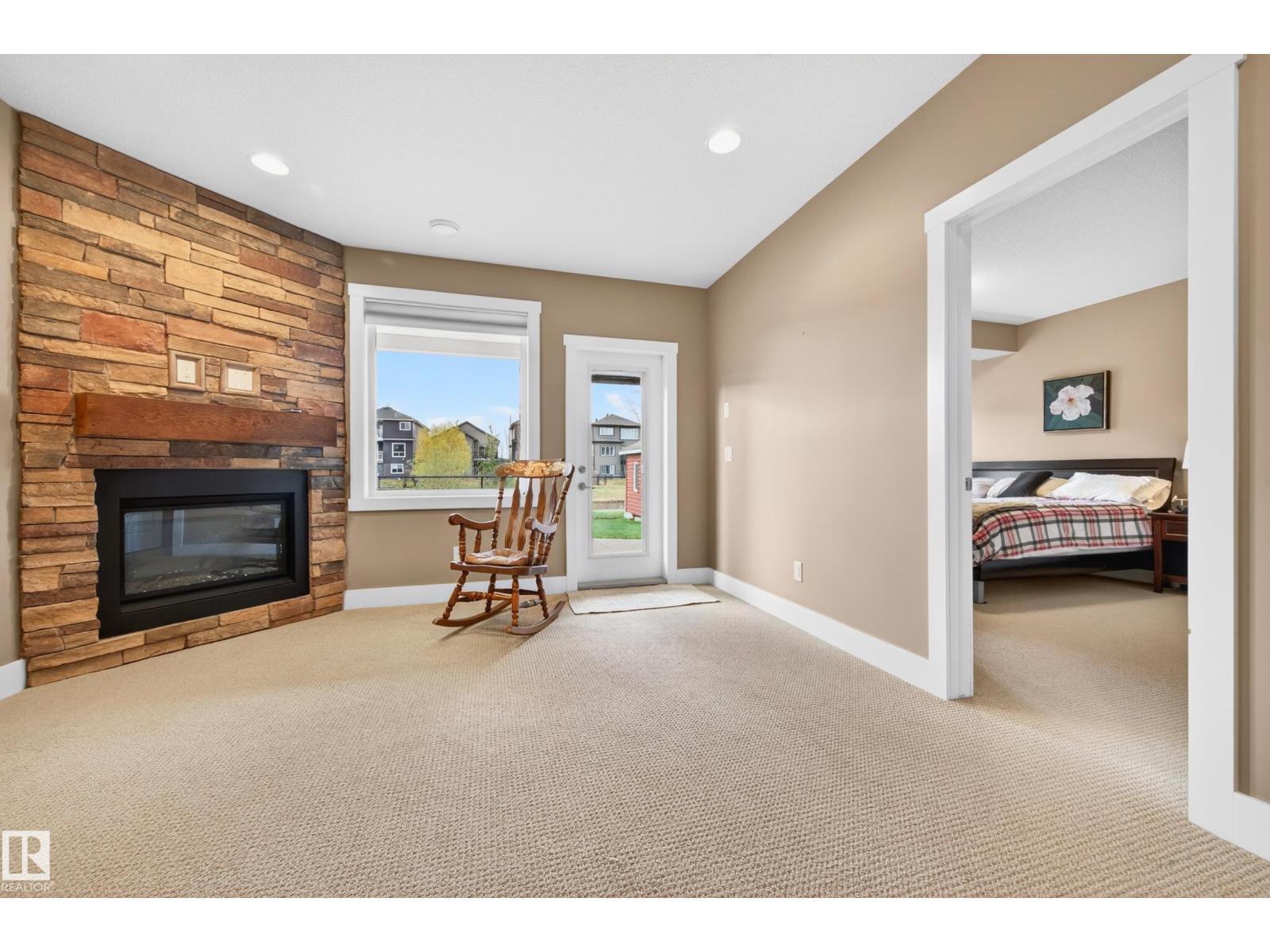 37 CRANSTON PL - 48