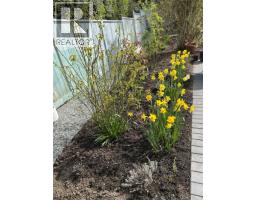 7694 Lantzville Rd, Lantzville, BC V0R2H0 Photo 37