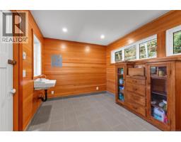 7694 Lantzville Rd, Lantzville, BC V0R2H0 Photo 23