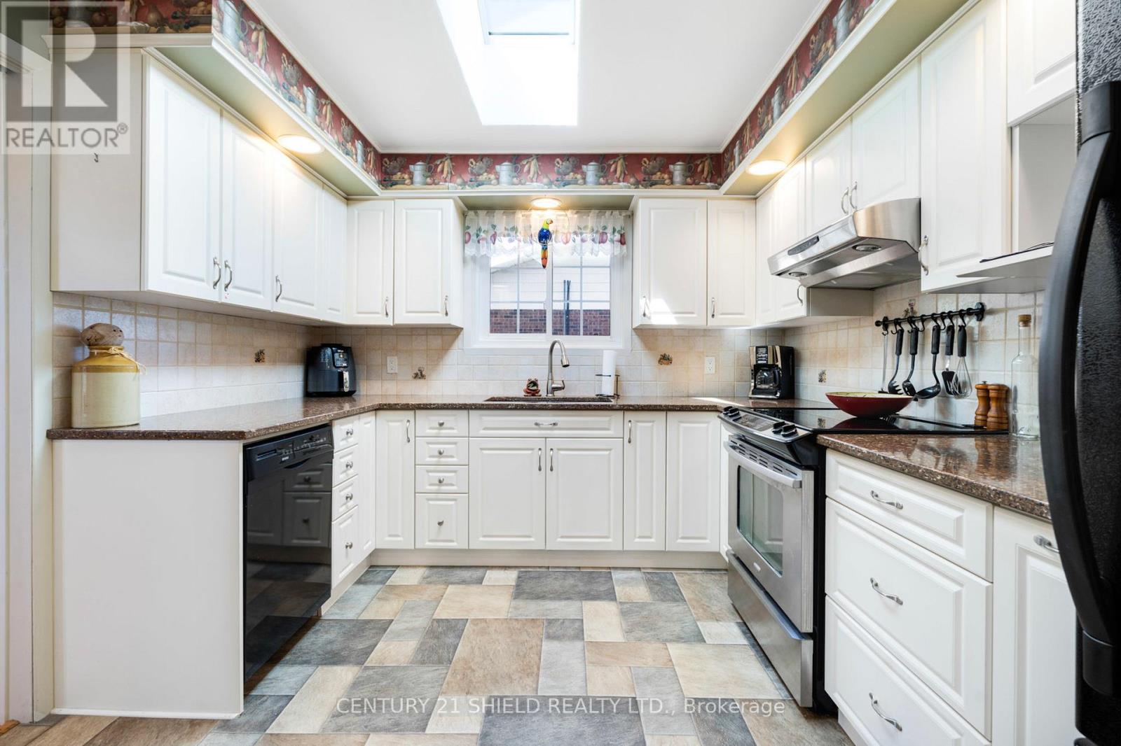 19 SPRUCE STREET - 25