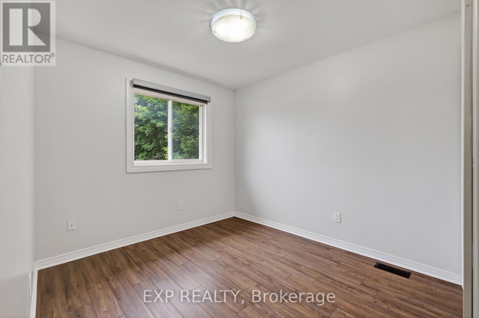 11 BOULDER WAY - 14