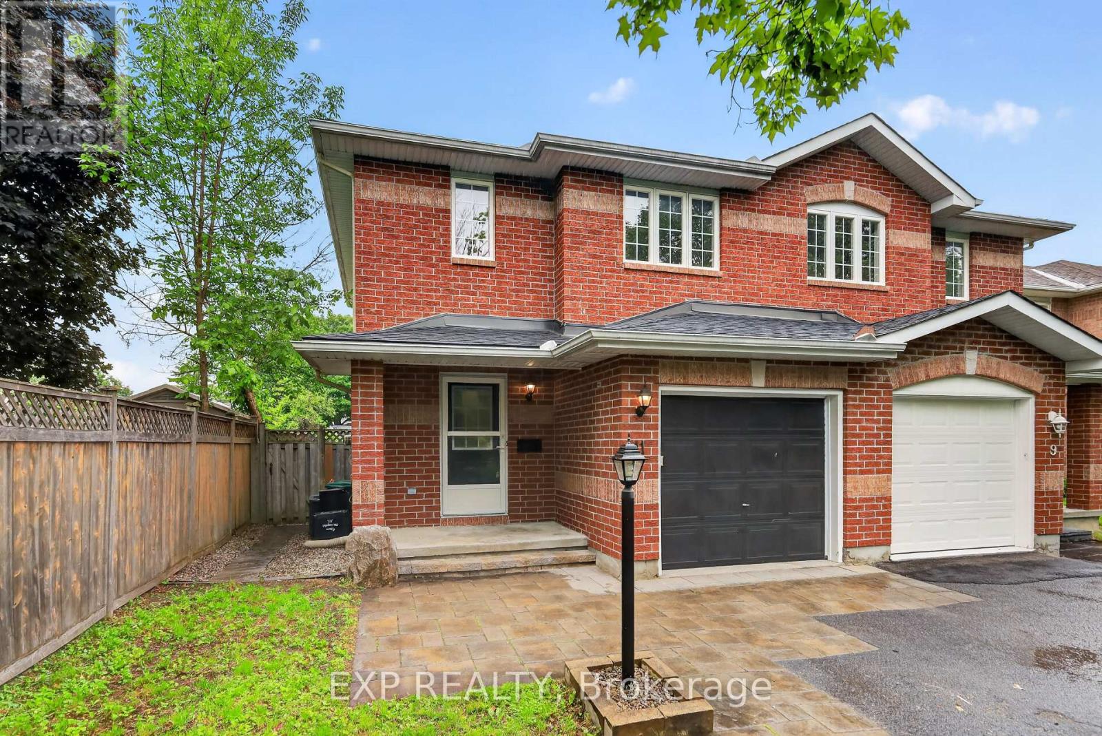 11 BOULDER WAY - 23