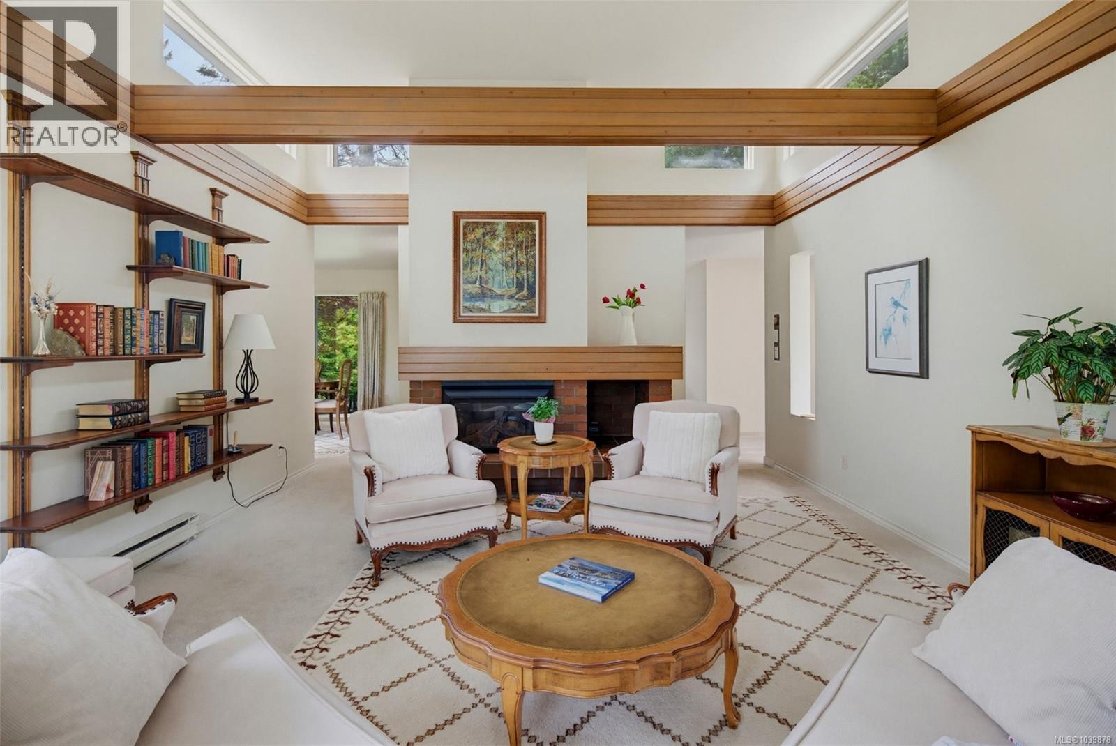 1691 Cresswell Dr - 17