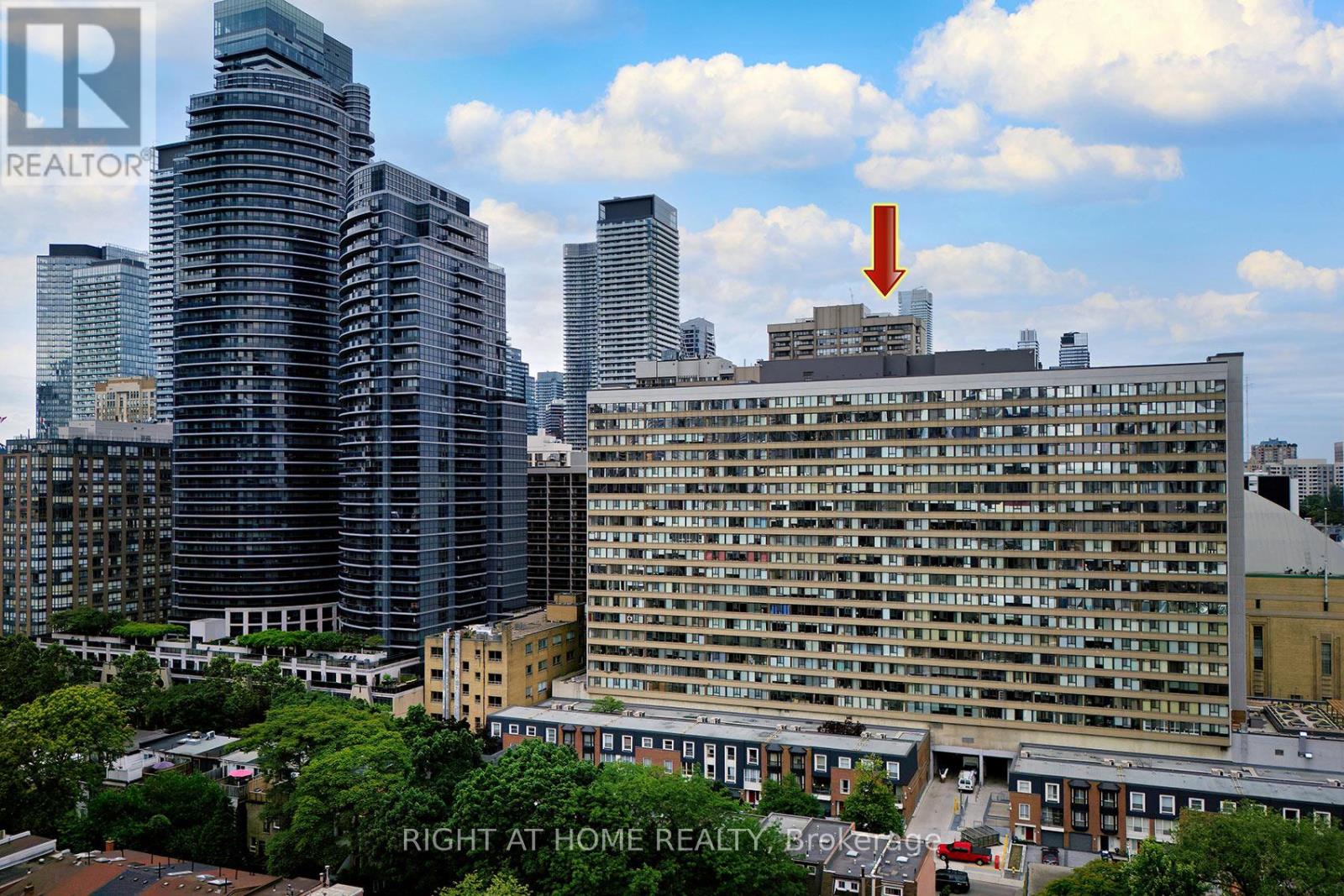 Listing photo of 304 - 45 CARLTON STREET