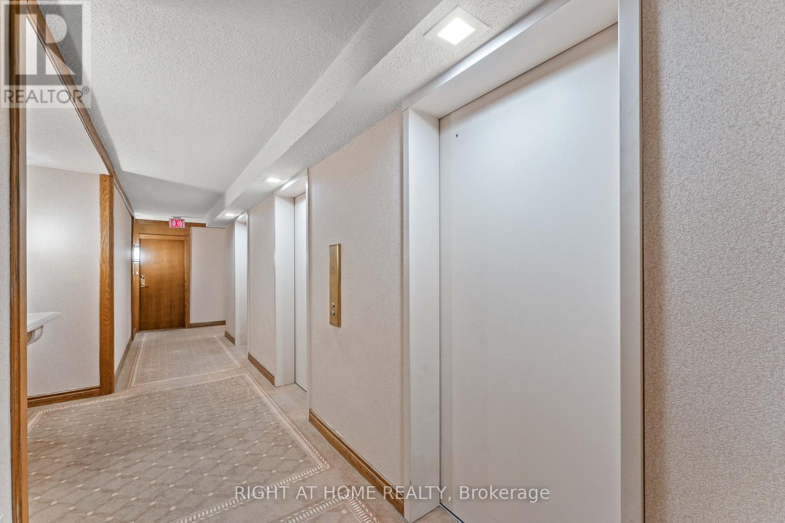 #1503 3 CONCORDE PLACE - 39