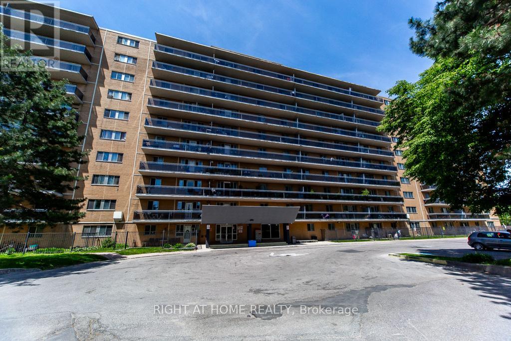 #315 100 DUNDALK DRIVE - 6