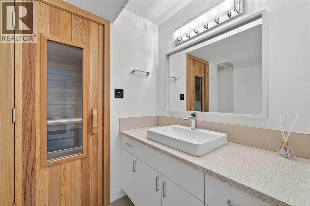 5119 Vallance Crescent NW — photo 32