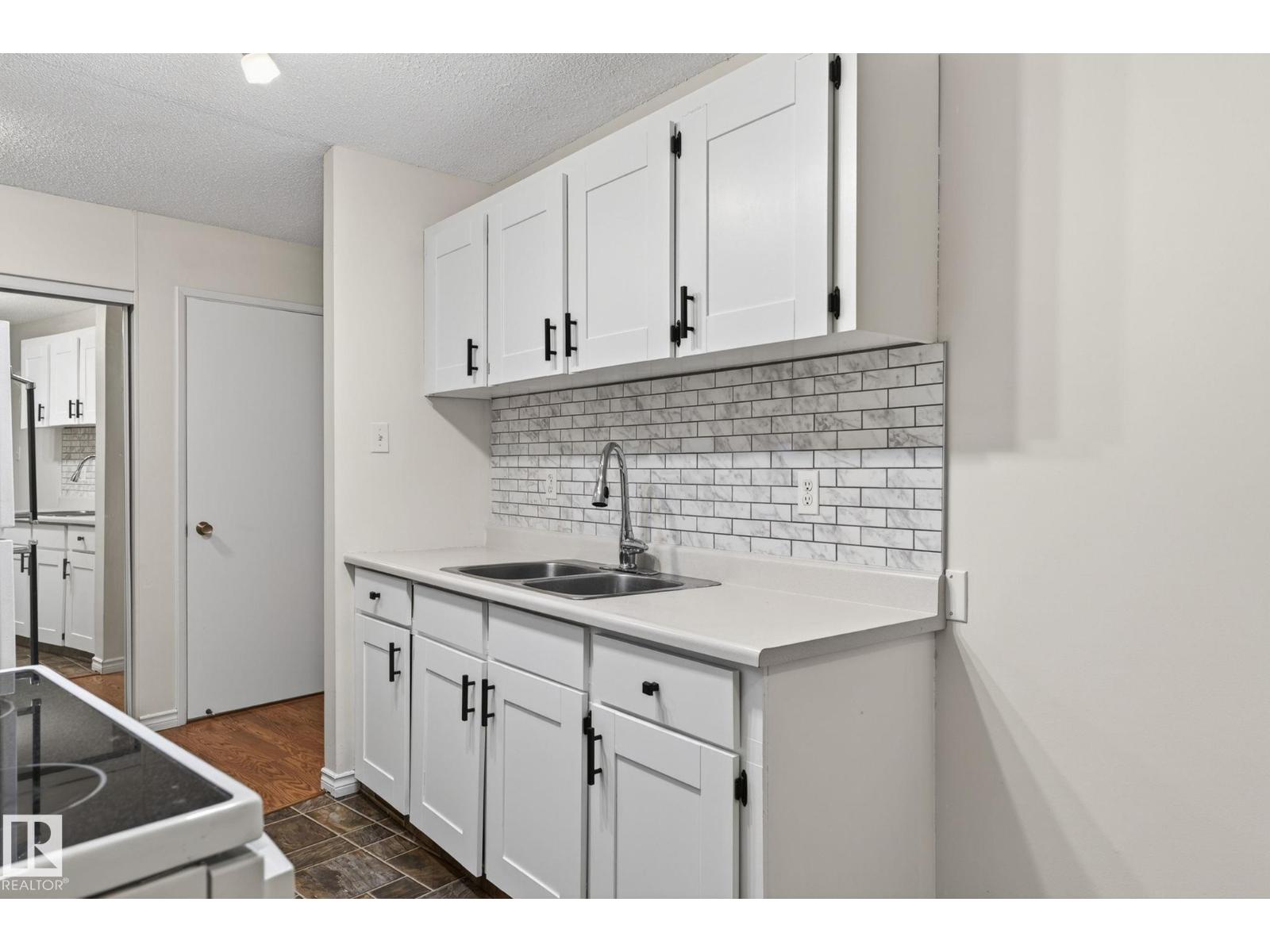 #305 10335 117 ST NW - photo 5