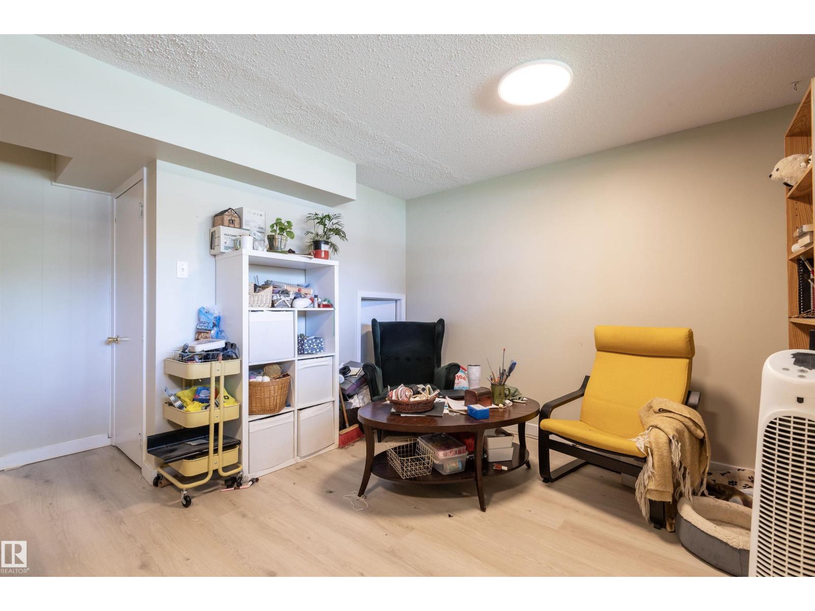 10727/10729 64 AV NW — photo 30
