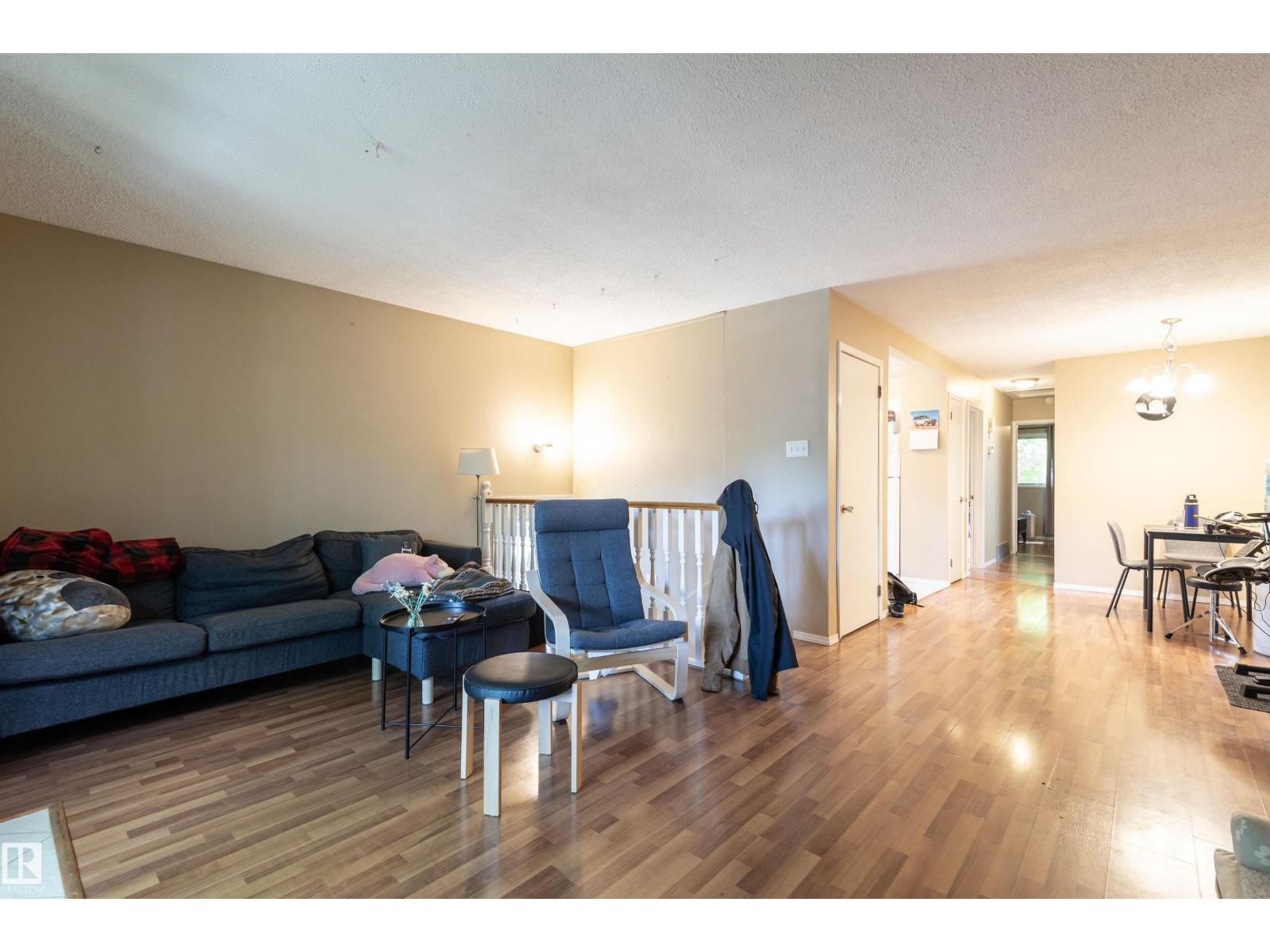 10727/10729 64 AV NW - photo 4