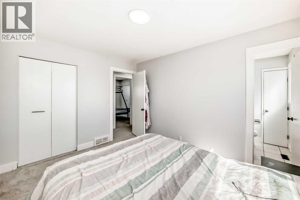 204 Whiteview Close NE - 17