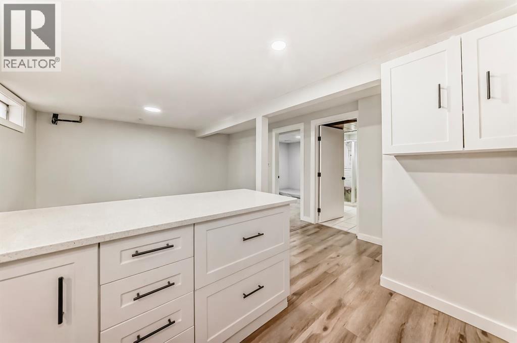 204 Whiteview Close NE - 30