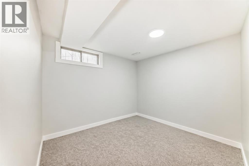 204 Whiteview Close NE - 34