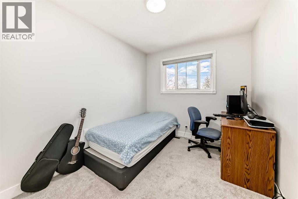 204 Whiteview Close NE - 19