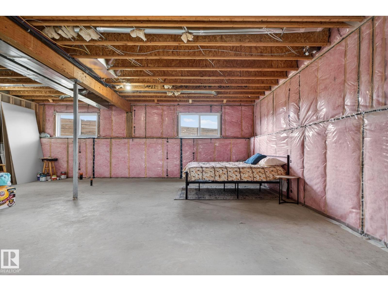 4204 55av — photo 38