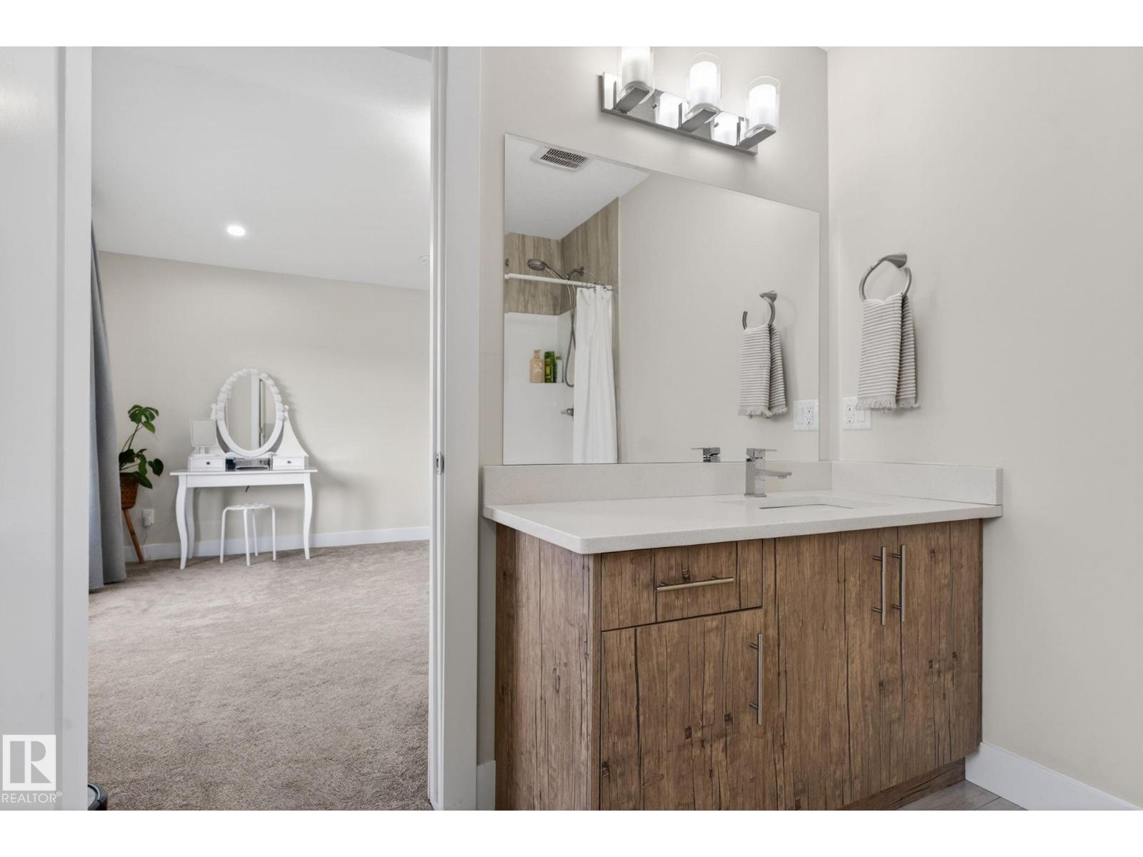 4204 55av — photo 33