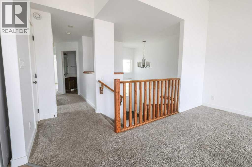 4431 54 Street — photo 7