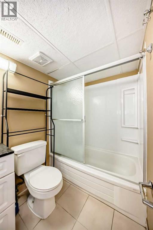 417 37 Street SW - 25