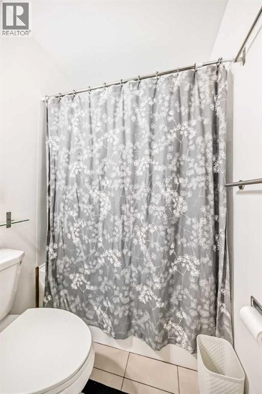 417 37 Street SW - 17