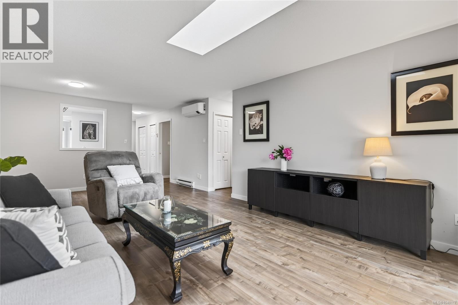 #18 1905 Willemar Ave - 13