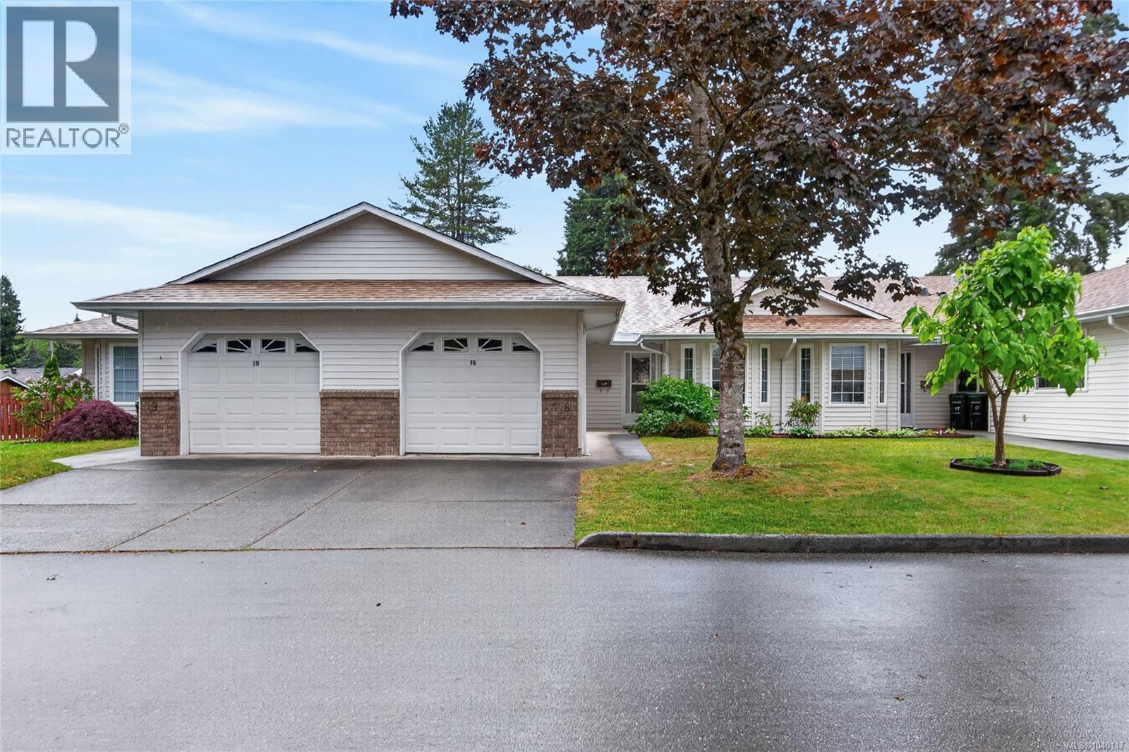 #18 1905 Willemar Ave - Image 2