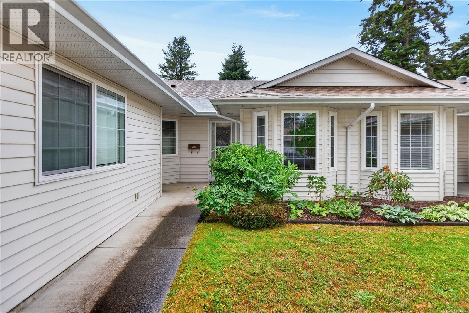 #18 1905 Willemar Ave - 3