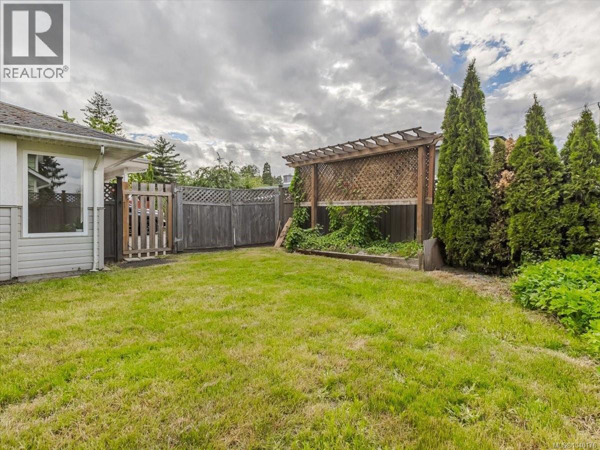 #A 1740 Willemar Ave - 25