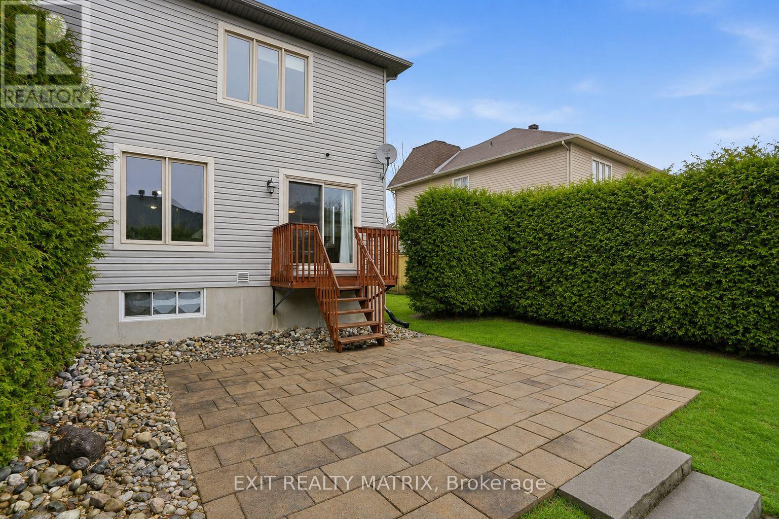 111 BRUNET STREET - 27