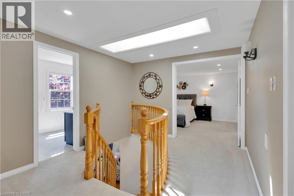 64 WOODVIEW Crescent - 20