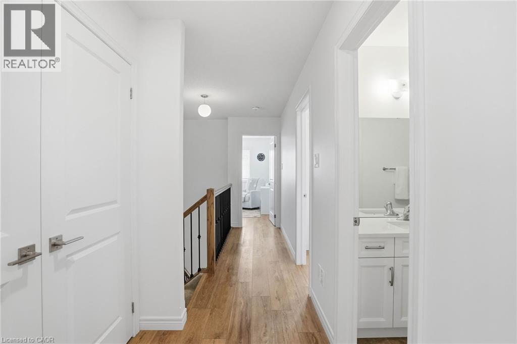 #2 29 SCHUYLER Street - 17