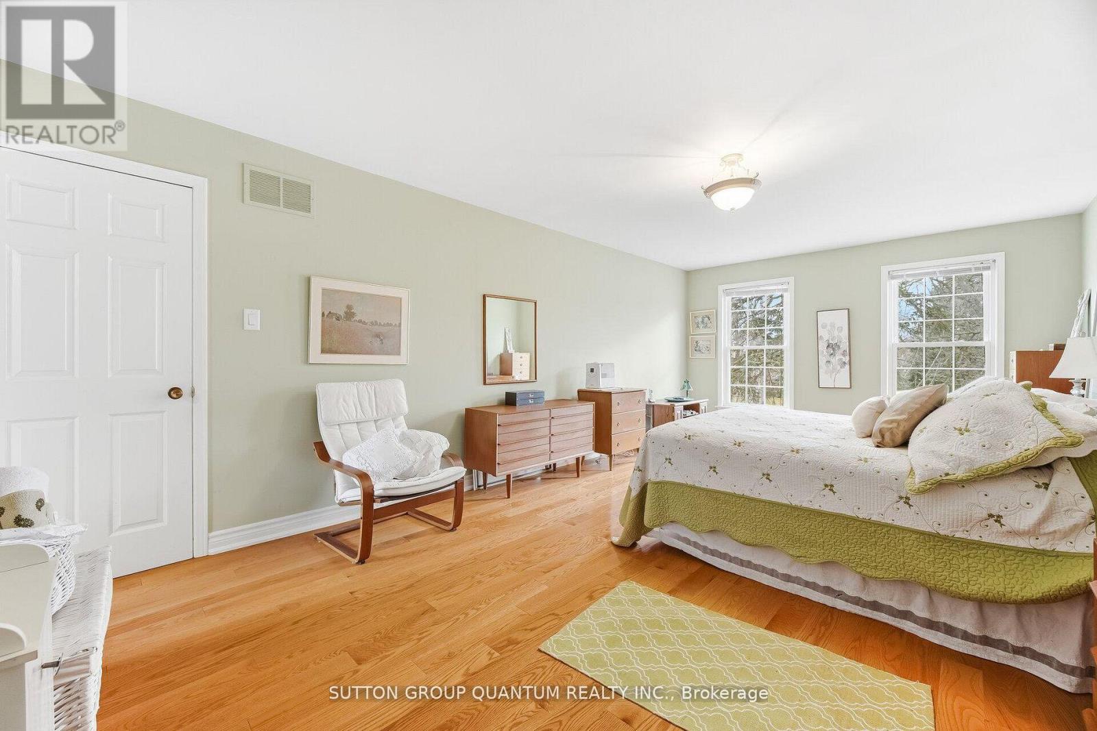 1511 IFIELD ROAD - 25